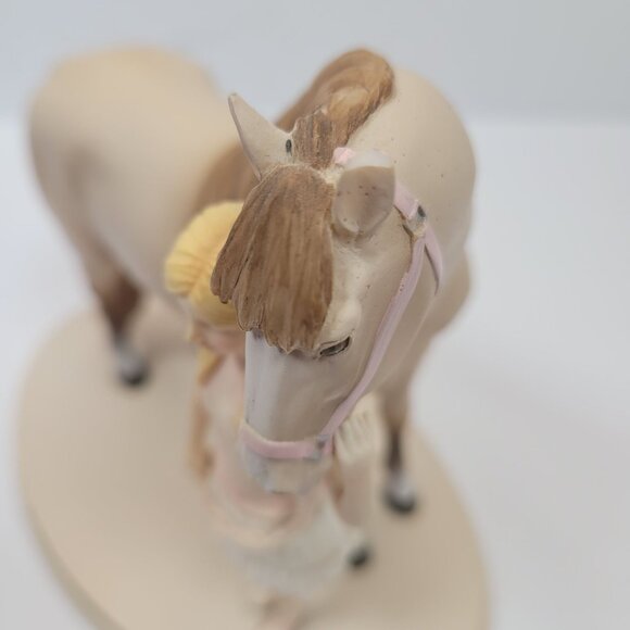 Horse Whispers Dreams Come True Figurine 4028502 Girl & Horse By Enesco 2012 - Picture 8 of 8